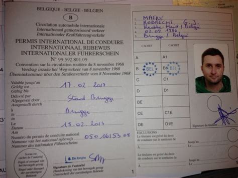 internationaal rijbewijs foto robrecht maenes reisblog