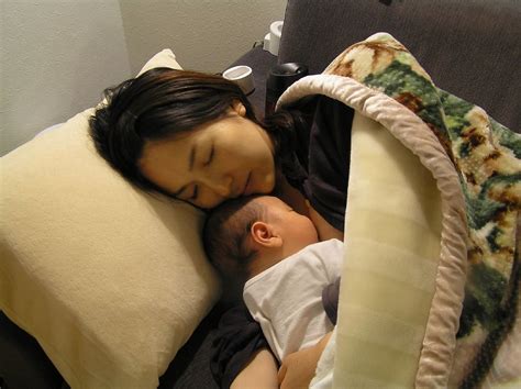 母子 Sleeping ゆたんぽみたいに暖かい。 Toshimasa Ishibashi Flickr
