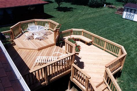 complete guide  multi level decks   design ideas decks backyard backyard patio
