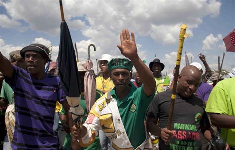 amcu members arrive  numbers  labour court  mail guardian