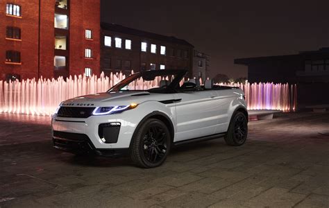 range rover evoque convertible    launched   dividing opinion metro news