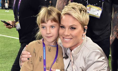 pink s daughter willow 8 gets shaved head haircut identical to famous mum hello