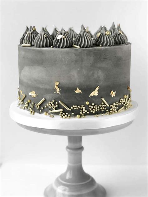 Romantic Grey And Gold Buttercream Cake You Can T Cancel Love