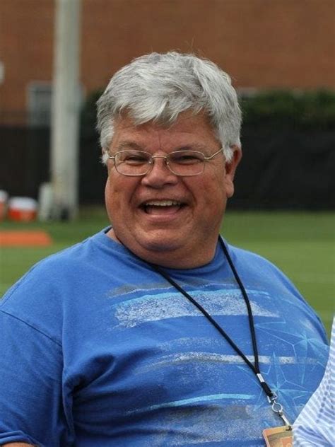 Longtime Tennessee Beat Reporter Dies