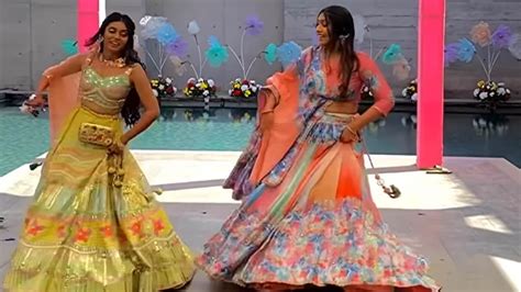 bride dances with sister in law to bumbro at her mehndi trending