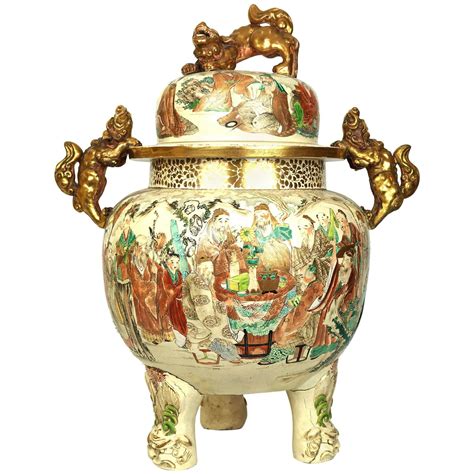large antique japanese satsuma koro covered urn  foo dog handles  cover  sale  stdibs