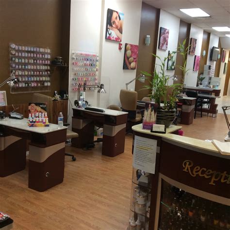 nails nail salon  bethlehem