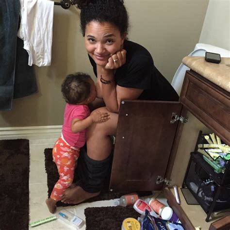 photo of tv actor s wife breastfeeding on toilet goes viral the mommy
