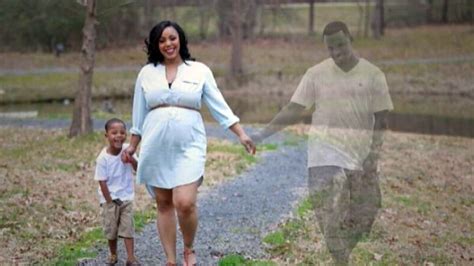Maternity Photo Shoot Goes Viral