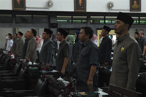 dprd kabupaten tegal dukung  jabatan kades bertambah   menjadi