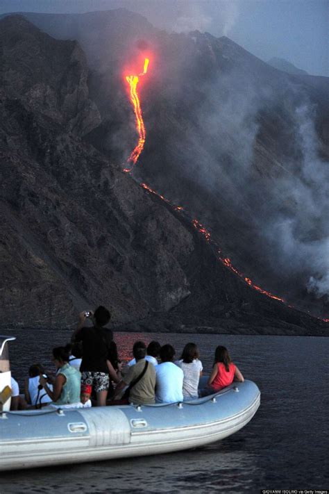 stromboli volcano erupts in front of tourists it s awesome huffpost