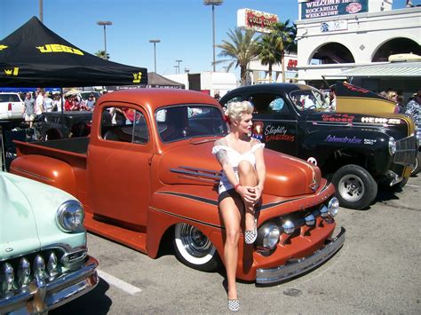 Choppers Kustoms And Hotrods Cars And Gals