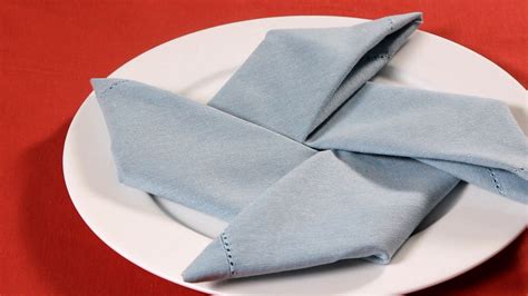 diy napkin folding techniques   fancy dinner table