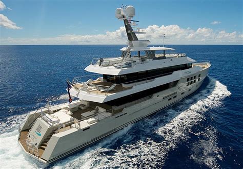 superyacht big fish built  mcmullen wing shipyard  zealand yacht charter superyacht news