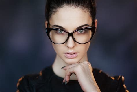 Women Model Looking At Viewer Alla Berger Brunette Fake Glasses