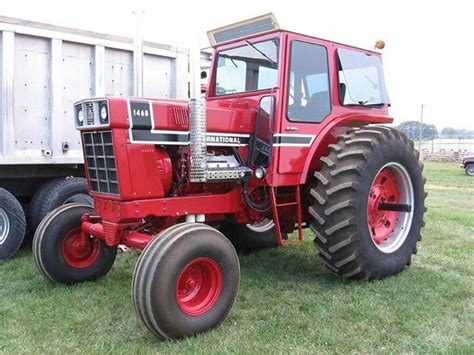 1976 ih 1468 v 8 black stripe tractors case ih international tractors