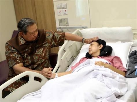 5 pelajaran cinta dari sby dan ani yudhoyono setia dalam sehat dan sakit