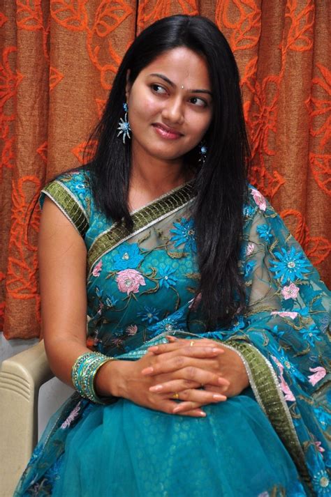 latest tamil movie stills new telugu movie photos actress suhasini saree photos