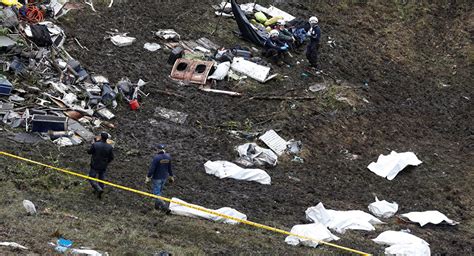 Crash Airplane Bodies Dead