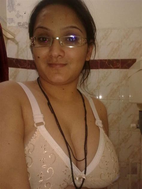 big boob indian girl caught naked in shower at indian paradise