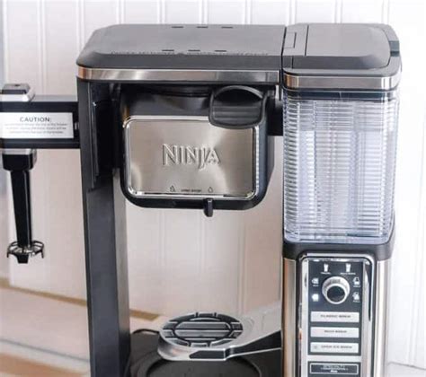 clean  ninja coffee bar  turn   clean light