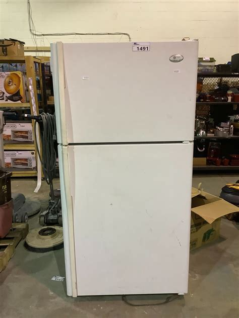 white ge profile arctica fridge  swing  top freezer