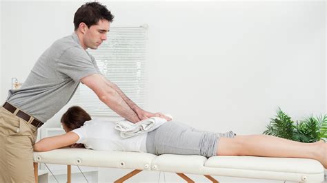 Chiropractic Care For Back Pain Treatment Dickson