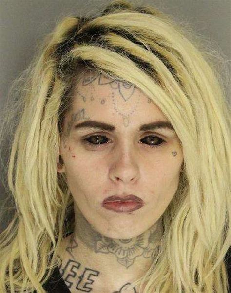 Black Eyed Blonde Woman S Mugshot Gains Attention From Social Media