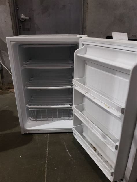 kenmore mini freezer model
