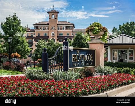 broadmoor resort hotel colorado springs colorado usa stock photo
