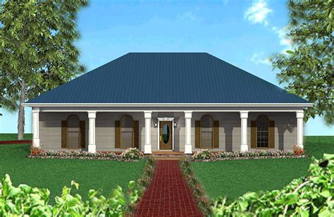 classic southern   hip roof dh architectural designs house plans