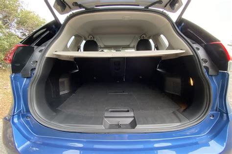 nissan  trail boot space size luggage capacity cargo volume carsguide