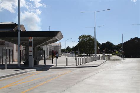 bus bays    ballarat station bus interchange     passengers