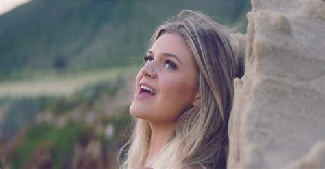 kelsea ballerini just went and tore our hearts out with her new music