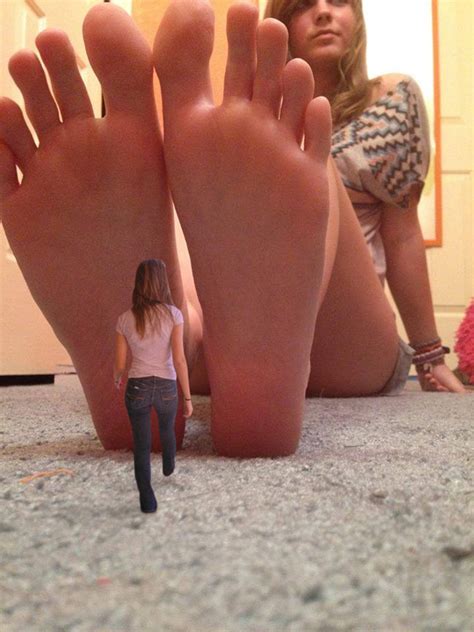 giantess smelly feet mega porn pics