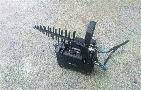 multi frequency bands portable drone jammer  large angle  power long distance