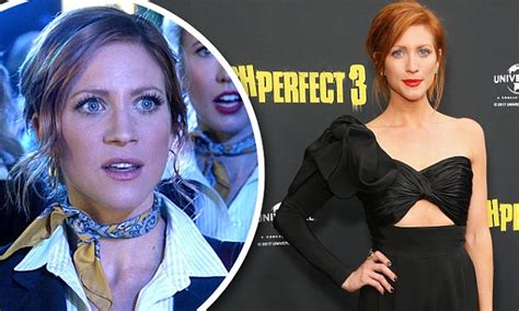 pitch perfect 3 s brittany snow sued for car accident daily mail online