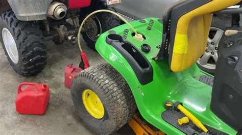 clean  gas tank debris john deere lawn tractor artisan toro  rujukan world