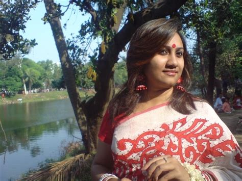 all desi british girls photos bangladeshi aunty in playland