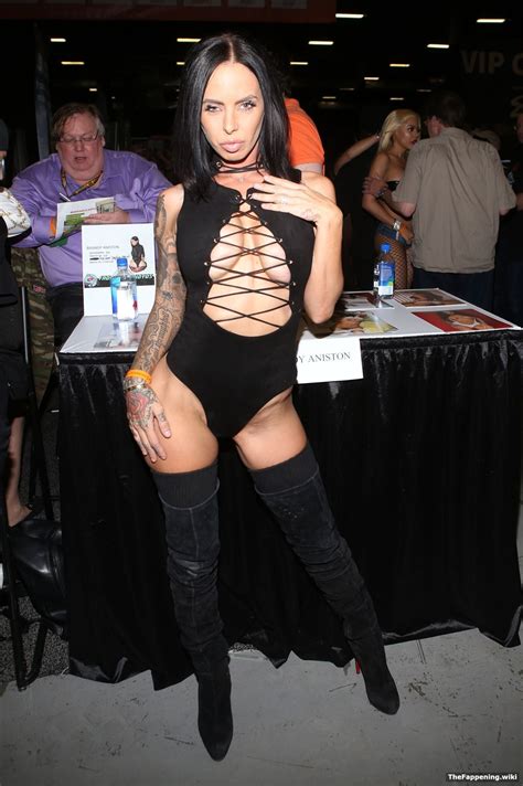 exxxotica expo 2017 nude pics and vids the fappening