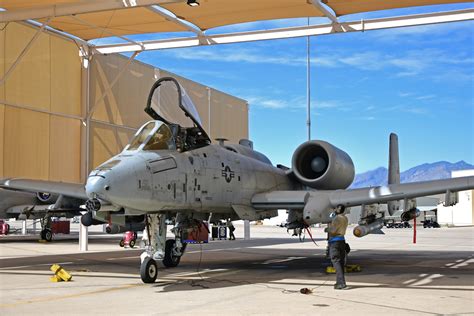 flight  friday maintainer edition davis monthan air force base article view