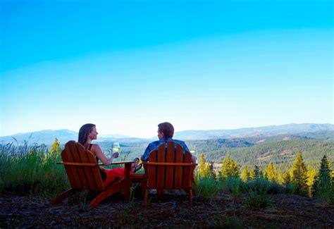 ritz carlton lake tahoe offering fall deals  lodging spa treatments