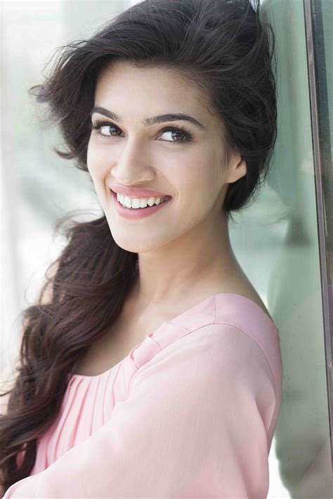 kriti sanon beautiful indian actress beautiful actresses bollywood