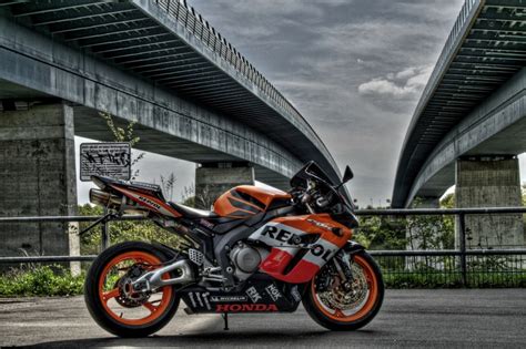 fireblade repsol