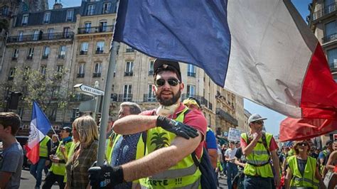 We Re At A Tipping Point And The Gilets Jaunes Are Winning What S Next