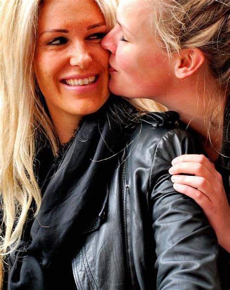 Lesbian Lovers Photograph By Oscar Williams