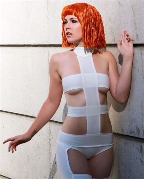 This Fifth Element Cosplay Is Amazing 5 Pics