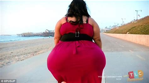 Mikel Ruffinelli With Worlds Largest Backside Insists Shes Totally