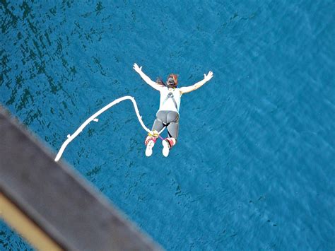 bridge bungee jumping  melgaco outdoortrip