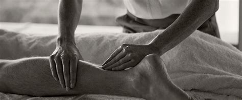 deep tissue massage phuket luxury spa como point yamu